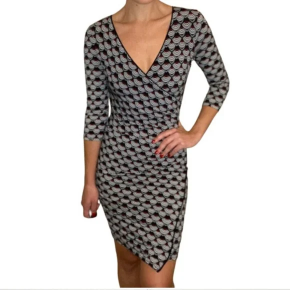 White House Black Market WBHM Faux Wrap Dress Geometric Design Size 6 - Picture 1 of 13